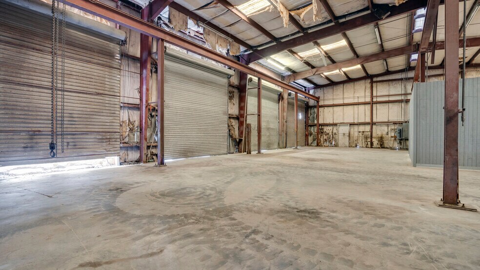 2549 Clark St, Apopka, FL à louer - Photo de l’immeuble – Image 2 sur 30