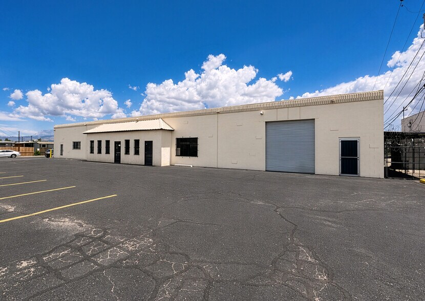 9600 Bell Ave, Albuquerque, NM à vendre - Photo de l’immeuble – Image 1 sur 16
