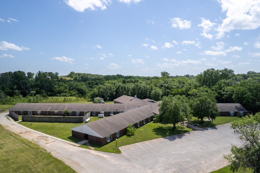 518 E Marshall St, Sweet Springs, MO à vendre - Aérien – Image 2 sur 98
