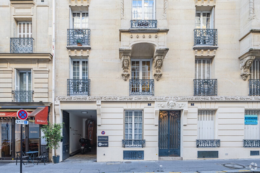 7 Rue Labie, Paris à vendre - Photo de l’immeuble – Image 3 sur 3