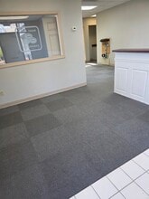 21150 W Capitol Dr, Brookfield, WI à louer Photo intérieure– Image 1 sur 7