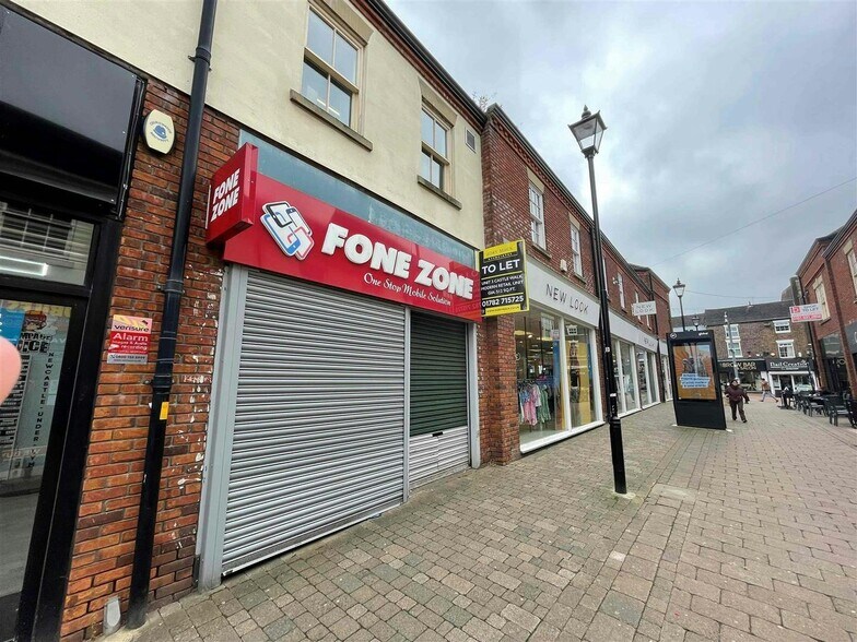 3 Castle Walk, Newcastle Under Lyme à louer - Photo de l’immeuble – Image 3 sur 5