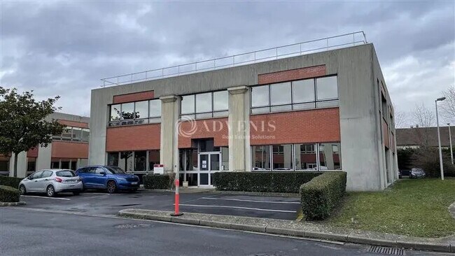 Plus de détails pour Bureau à vendre
