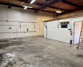 25 Edwards Ct, Burlingame, CA à louer Photo intérieure– Image 2 sur 4