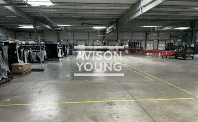 Plus de détails pour Local d'activités à louer