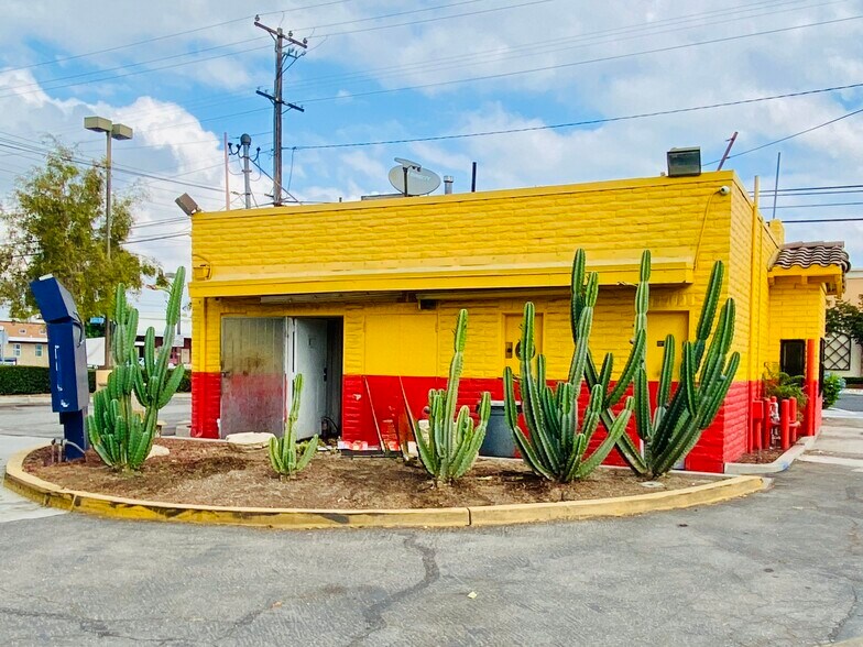 1230-1236 E Artesia Blvd, Long Beach, CA à vendre - Photo de l’immeuble – Image 3 sur 6