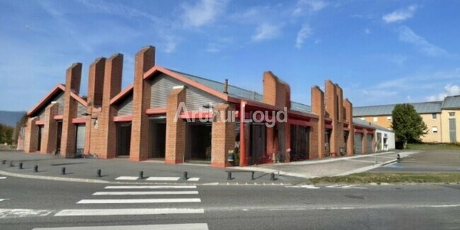 Plus de détails pour Local commercial à louer