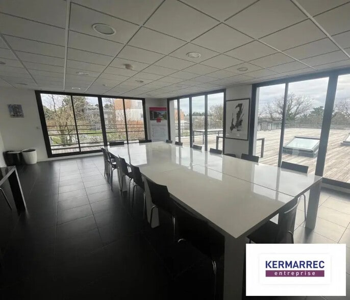 Bureau dans Saint-Herblain à louer - Photo de l’immeuble – Image 3 sur 9