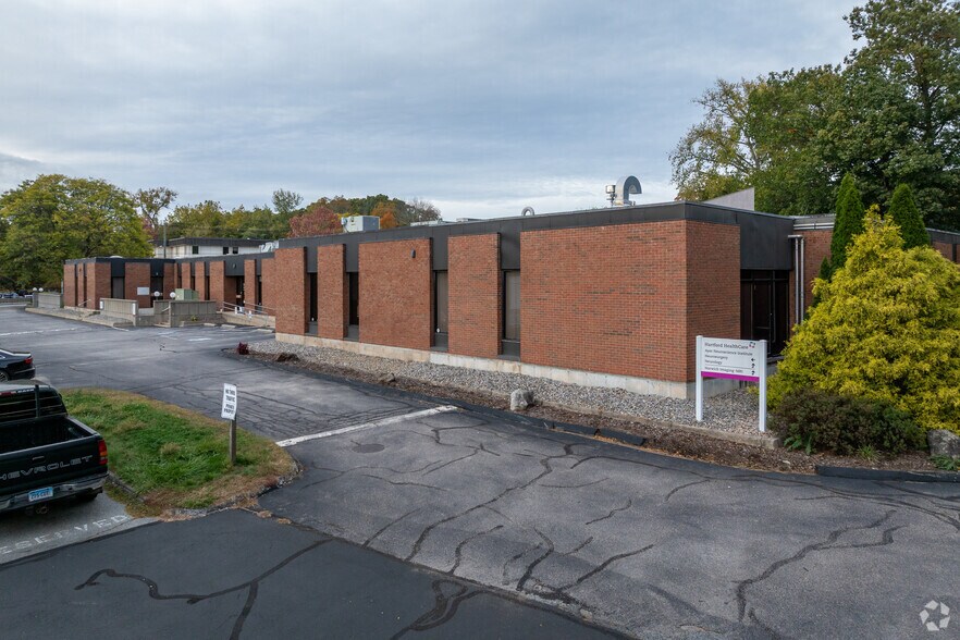 1 Towne Park Plz, Norwich, CT à louer - Photo principale – Image 1 sur 4
