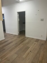 21700 Golden Triangle Rd, Santa Clarita, CA à louer Photo intérieure– Image 1 sur 6