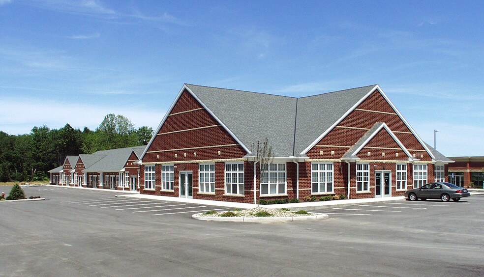 2181 E Aurora Rd, Twinsburg, OH à vendre - Photo de l’immeuble – Image 3 sur 12