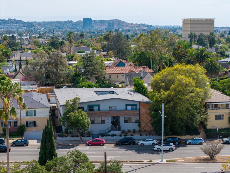 5810 San Vicente Blvd, Los Angeles, CA à vendre - Photo de l’immeuble – Image 3 sur 30