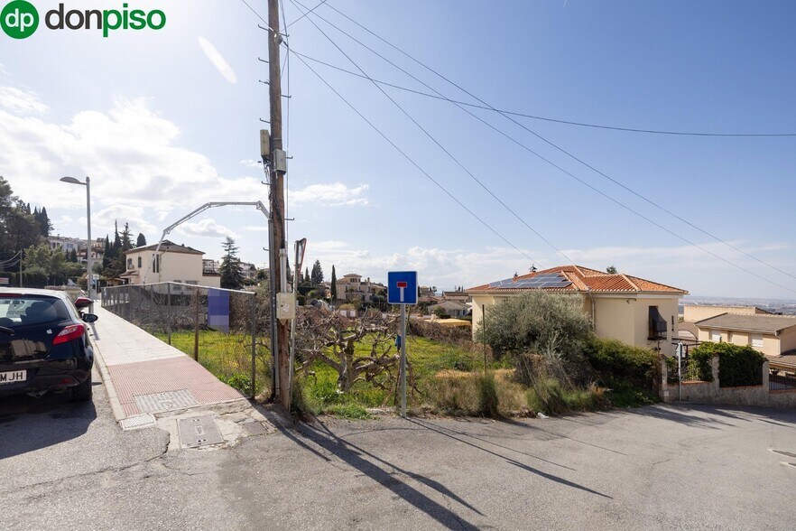 Calle Madrid, 18, Monachil, Granada à vendre - Photo de l’immeuble – Image 2 sur 17