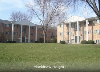 Plus de détails pour 2403 Mackinaw St, Saginaw, MI - Logement à vendre