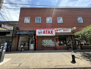 4102-4110 White Plains Rd, Bronx, NY à louer Photo de l’immeuble– Image 1 sur 3