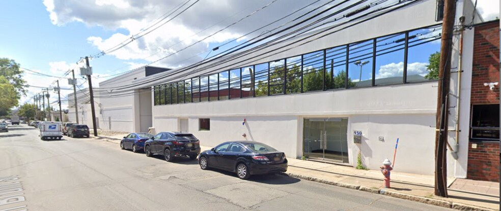 150 Van Brunt St, Englewood, NJ à vendre - Photo de l’immeuble – Image 1 sur 8