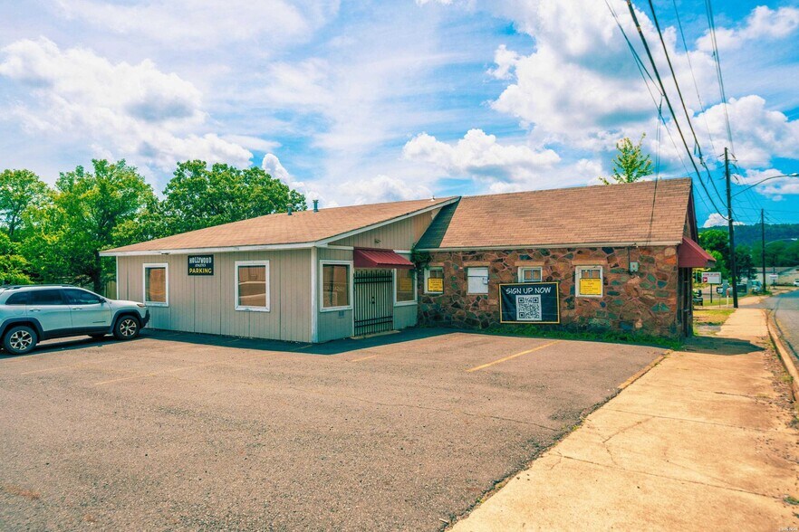 1034 Malvern Ave, Hot Springs, AR à vendre - Photo de l’immeuble – Image 1 sur 3