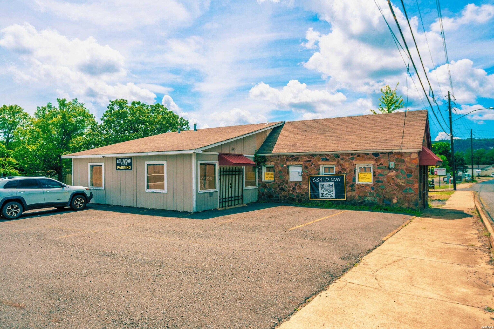 1034 Malvern Ave, Hot Springs, AR à vendre Photo de l’immeuble– Image 1 sur 4