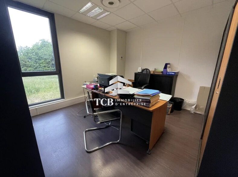 Bureau dans Orvault à vendre - Photo de l’immeuble – Image 2 sur 5