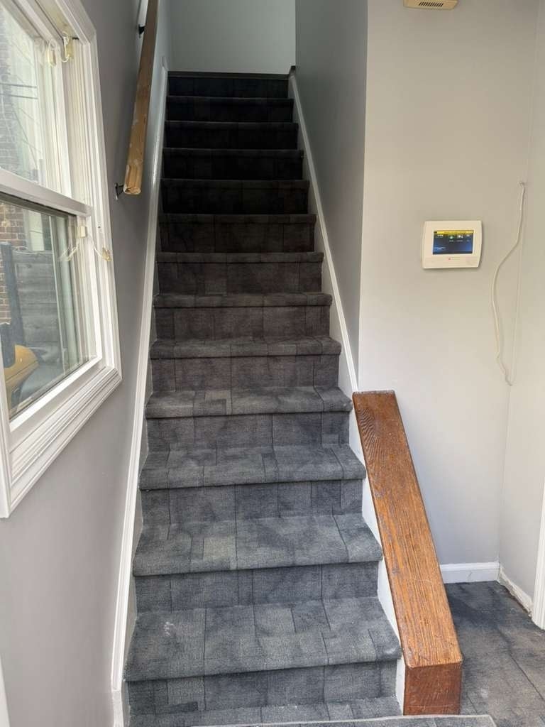 70 Carman Ave, Cedarhurst, NY à louer Photo intérieure– Image 1 sur 7