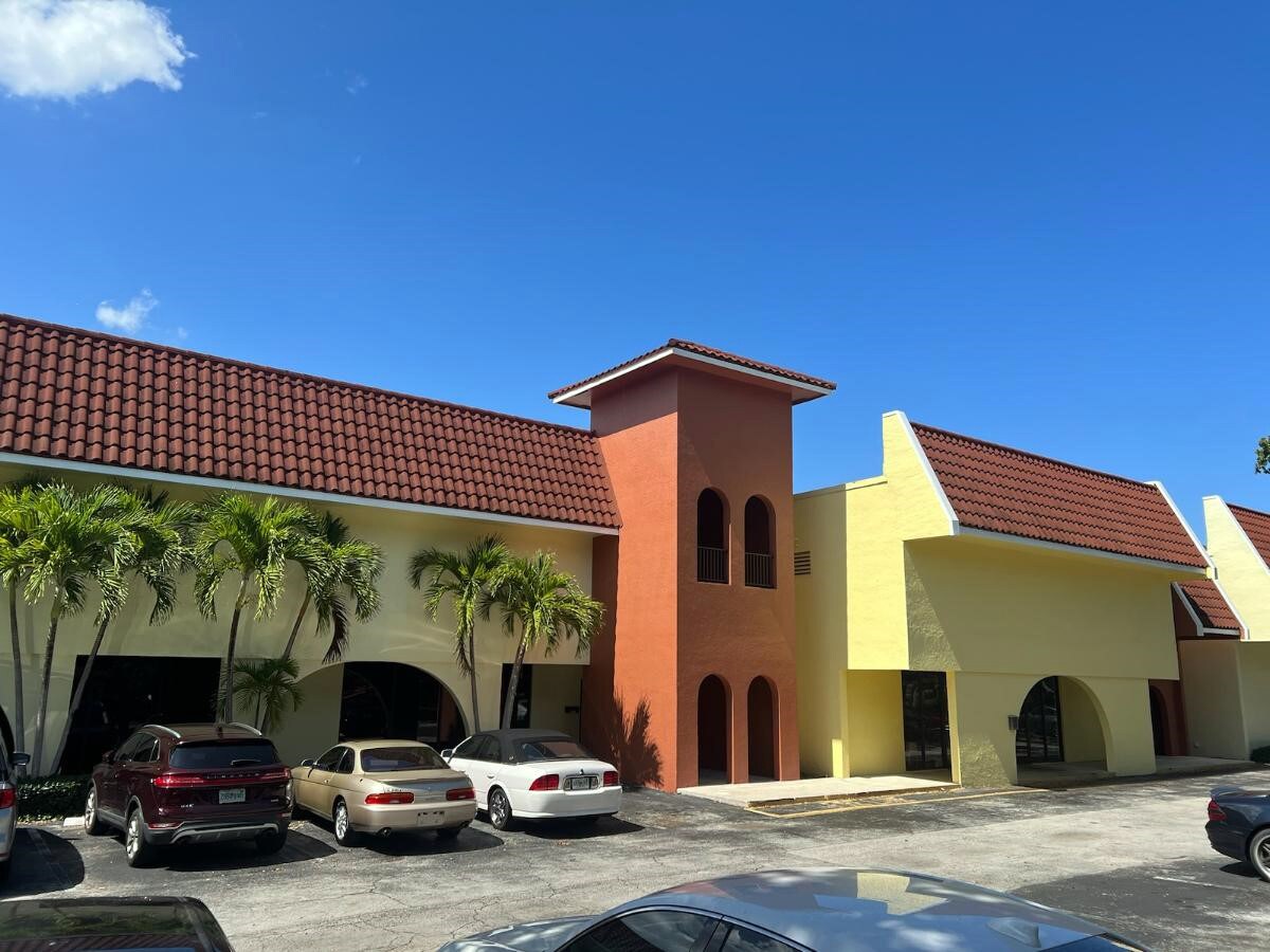 3001-3067 NW 60th St, Fort Lauderdale, FL à louer Photo de l’immeuble– Image 1 sur 5
