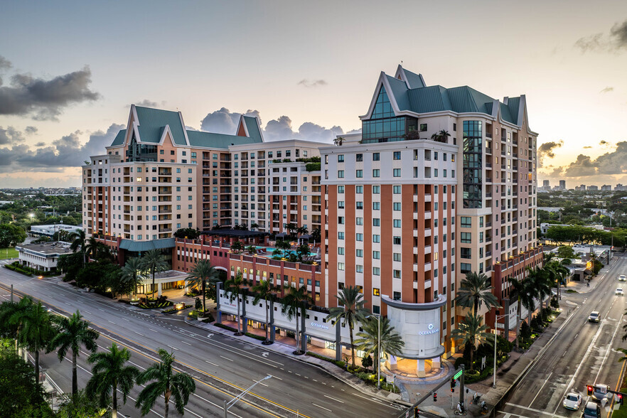 100 N Federal Hwy, Fort Lauderdale, FL à louer - Photo principale – Image 1 sur 22