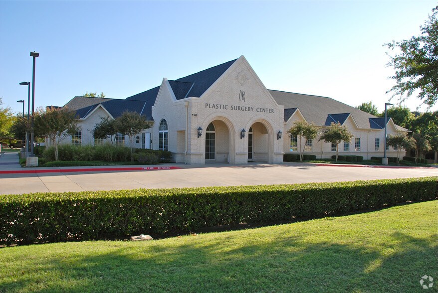 5316 W Plano Pky, Plano, TX à louer - Photo principale – Image 1 sur 4