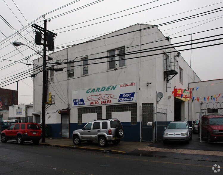 258-260 South St, Newark, NJ à vendre - Photo de l’immeuble – Image 3 sur 4