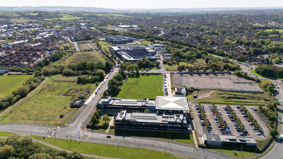 Feynman Way, Bristol à vendre - Aérien – Image 3 sur 5