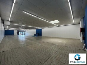 Local commercial dans Senlis à louer Photo intérieure– Image 1 sur 8