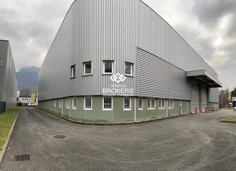 Bureau dans Voreppe à louer - Photo de l’immeuble – Image 1 sur 1