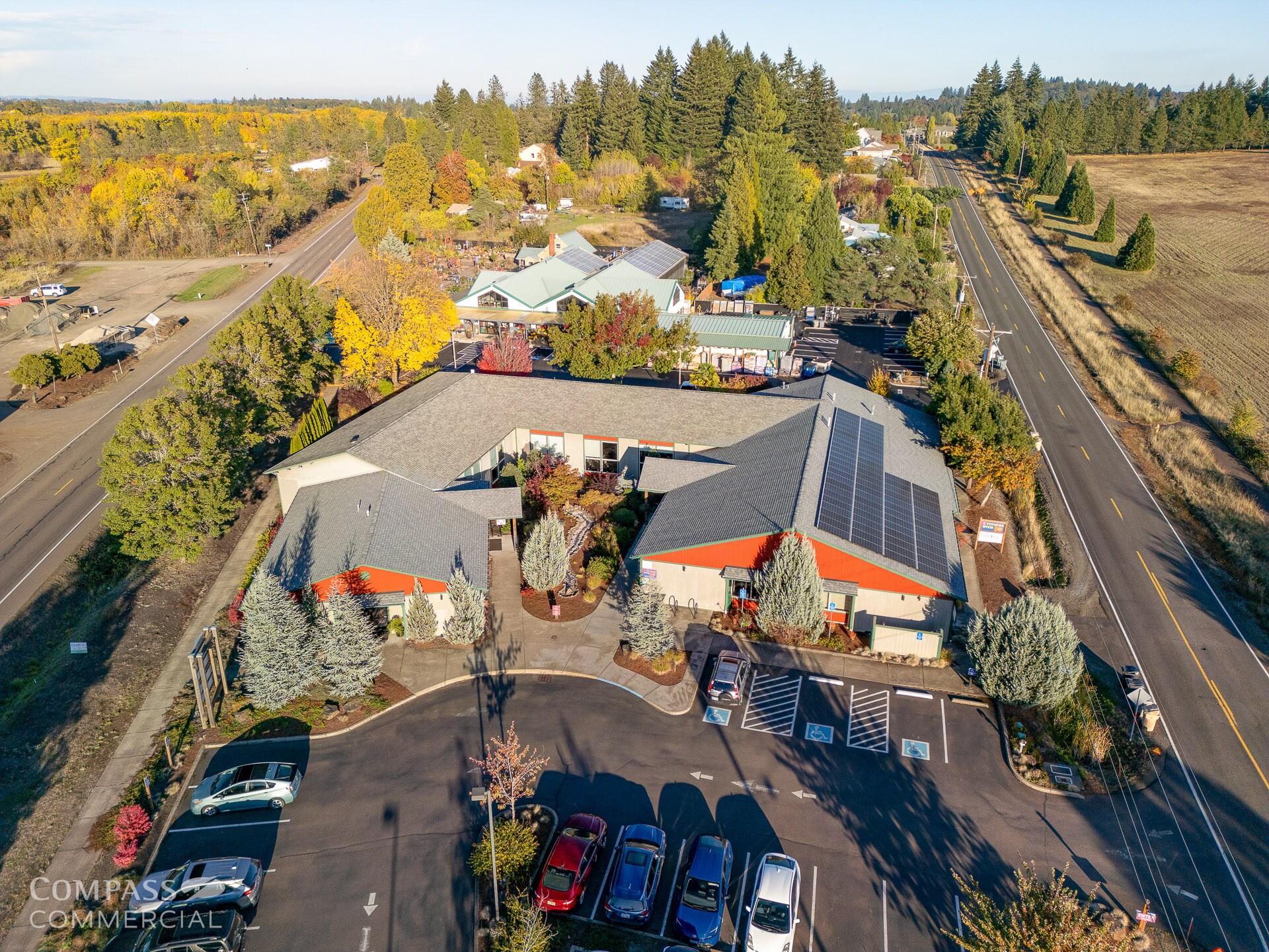 6735 SW Country Club Dr, Corvallis, OR à vendre Photo principale– Image 1 sur 35