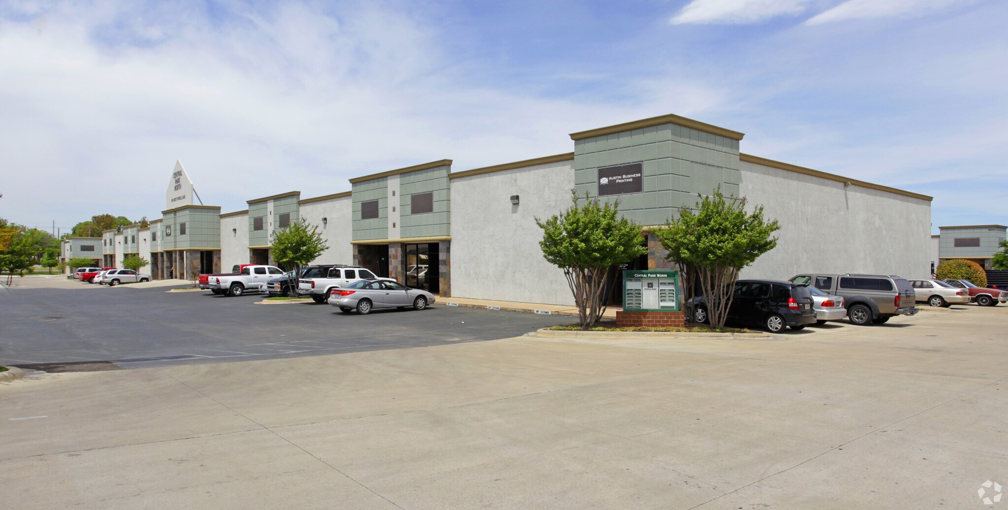 404 W Powell Ln, Austin, TX à louer Photo principale– Image 1 sur 7