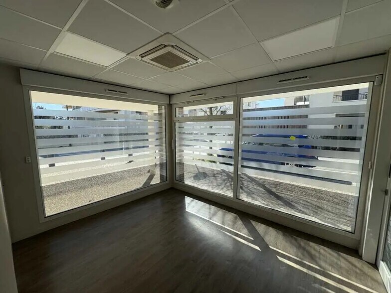 Bureau dans Saint-Jean-de-Braye à louer - Photo de l’immeuble – Image 3 sur 14