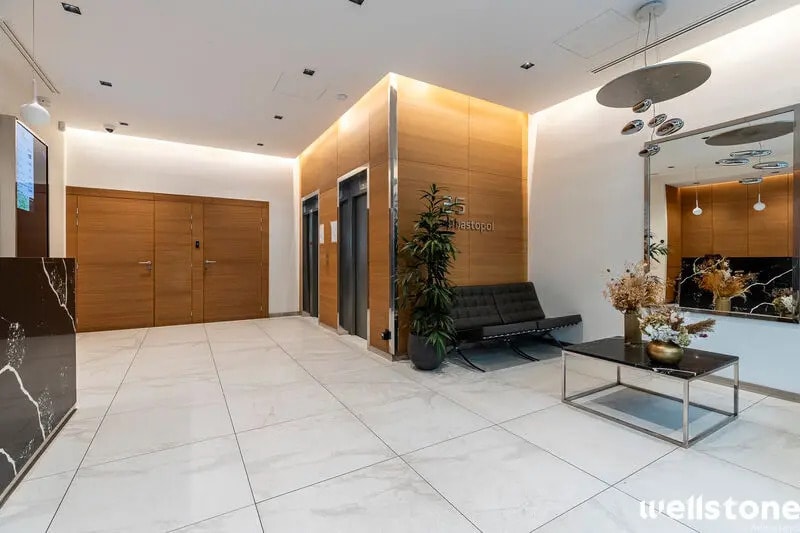 52 Rue Saint-Denis, Paris à louer - Hall d’entrée – Image 2 sur 4