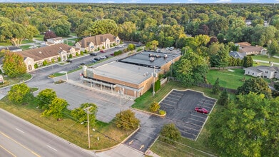1553 E Hill Rd, Grand Blanc, MI à louer Photo intérieure– Image 2 sur 8