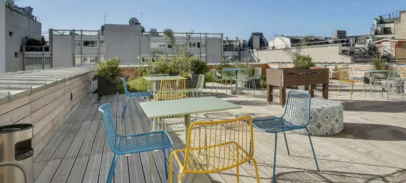 Espace de coworking dans Paris à louer - Photo de l’immeuble – Image 3 sur 3