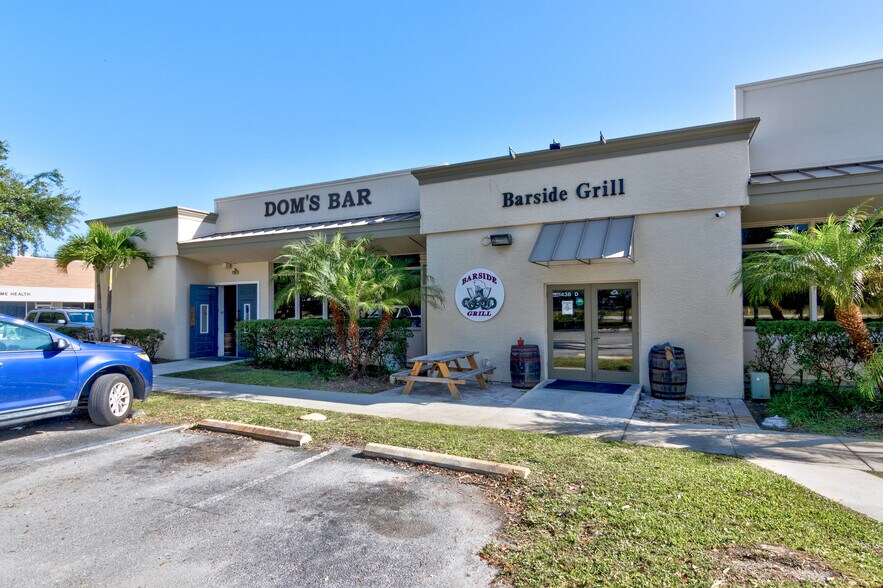 1402-1472 Old Dixie Hwy, Vero Beach, FL à louer - Photo de l’immeuble – Image 3 sur 14