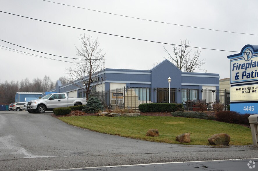 4445 Boardman Canfield Rd, Canfield, OH à louer - Photo principale – Image 1 sur 2