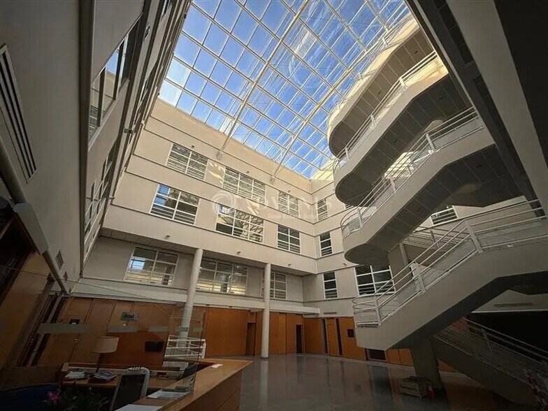 Bureau dans Champigny-sur-Marne à louer - Photo de l’immeuble – Image 3 sur 7