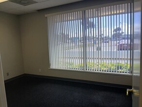 50 S Belcher Rd, Clearwater, FL à louer Photo intérieure– Image 2 sur 8