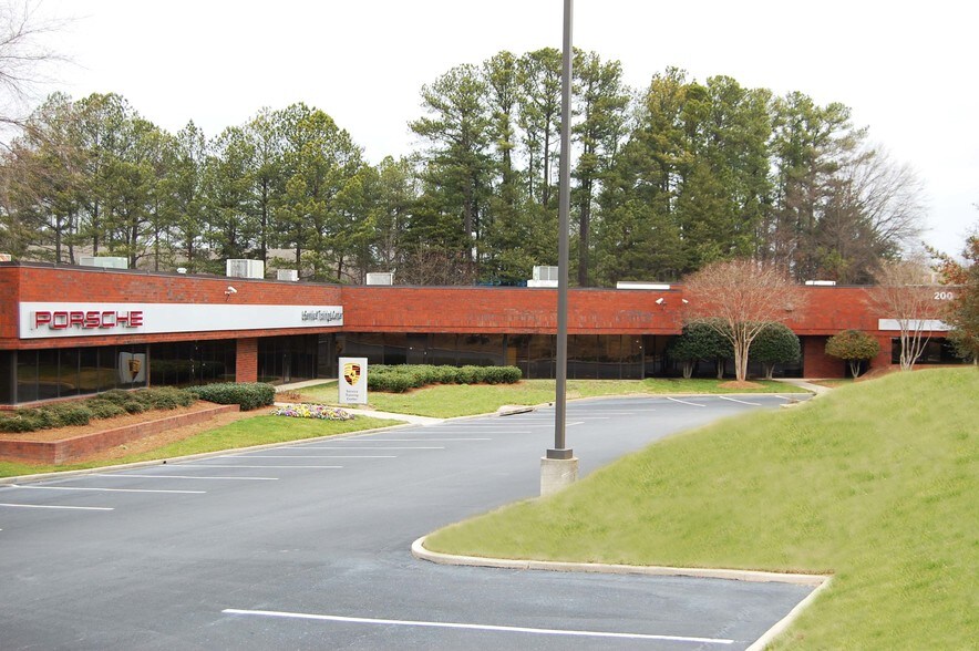 1777 Phoenix Pky, College Park, GA à vendre - Photo de l’immeuble – Image 3 sur 12