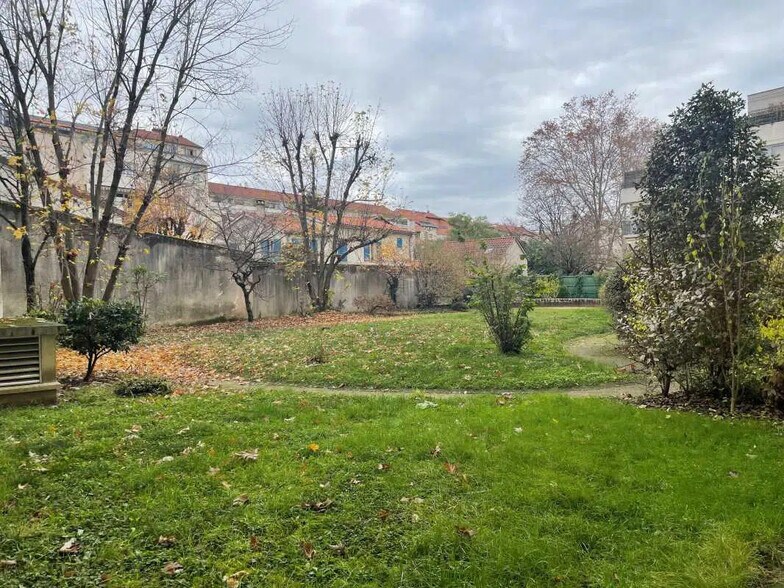 3 Rue Saint Philippe, Lyon à louer - Photo de l’immeuble – Image 2 sur 12