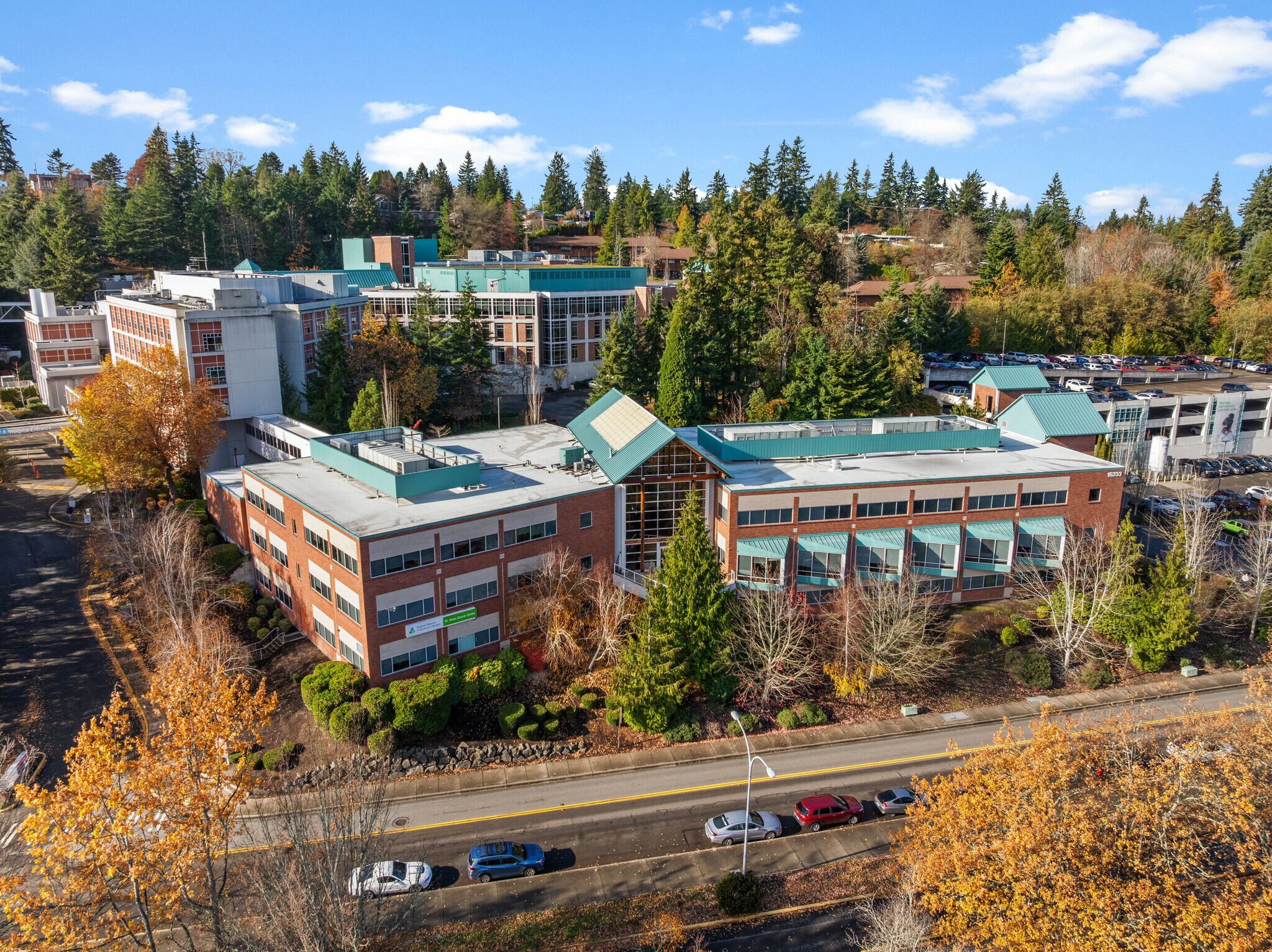 16069-16233 Sylvester Rd SW, Burien, WA à louer Photo principale– Image 1 sur 14