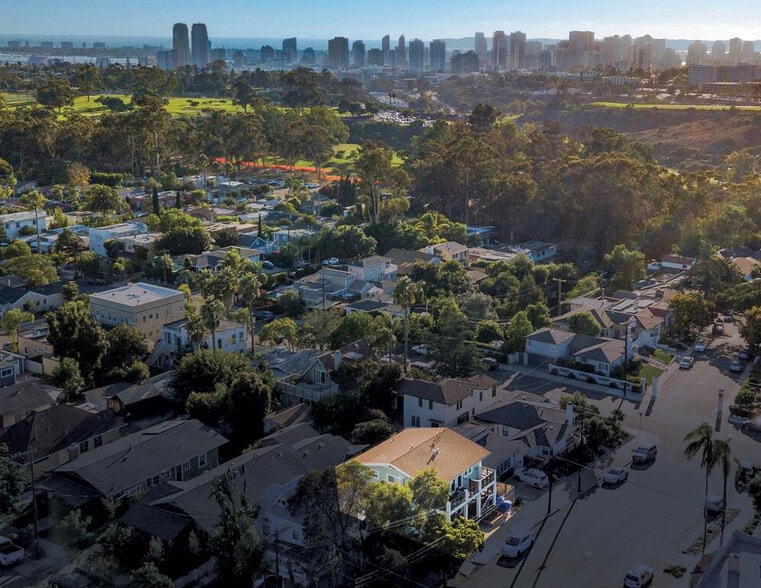 2919 Ivy St, San Diego, CA à vendre - Photo principale – Image 1 sur 28