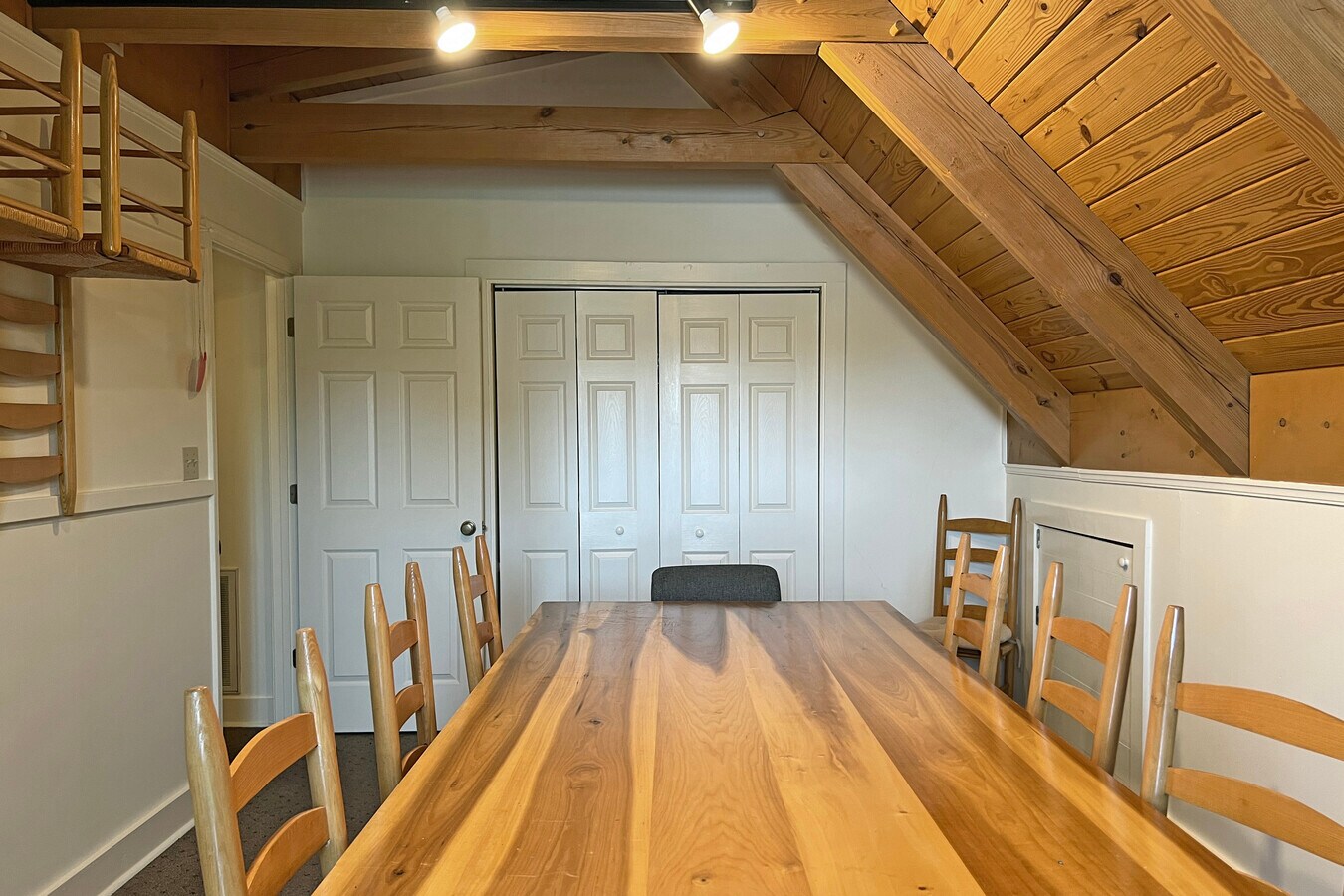 View Photo