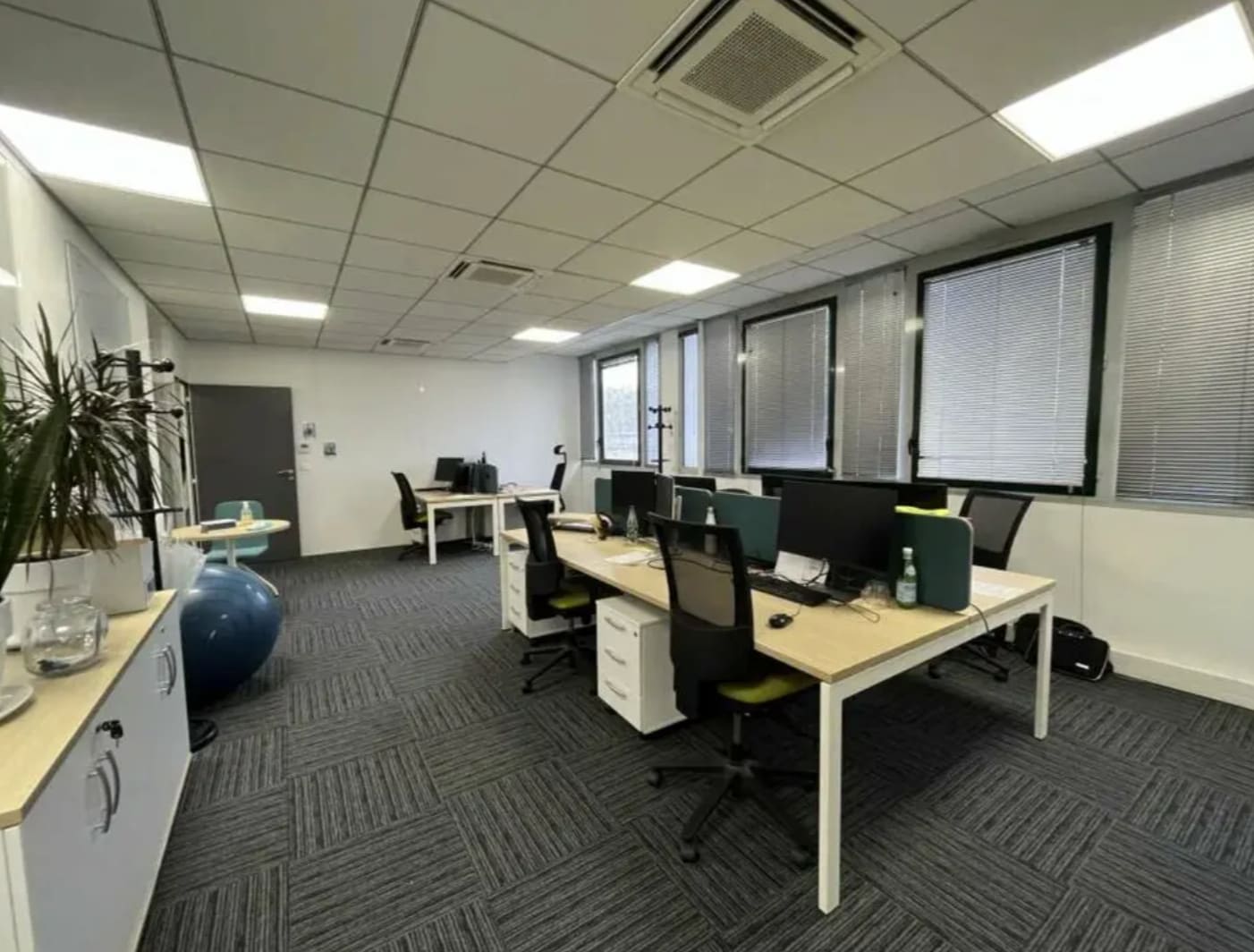 Bureau dans Villeurbanne à louer Photo intérieure– Image 1 sur 11