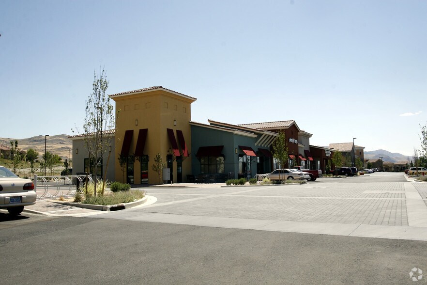 3080 Vista Blvd, Sparks, NV à louer - Photo de l’immeuble – Image 2 sur 7