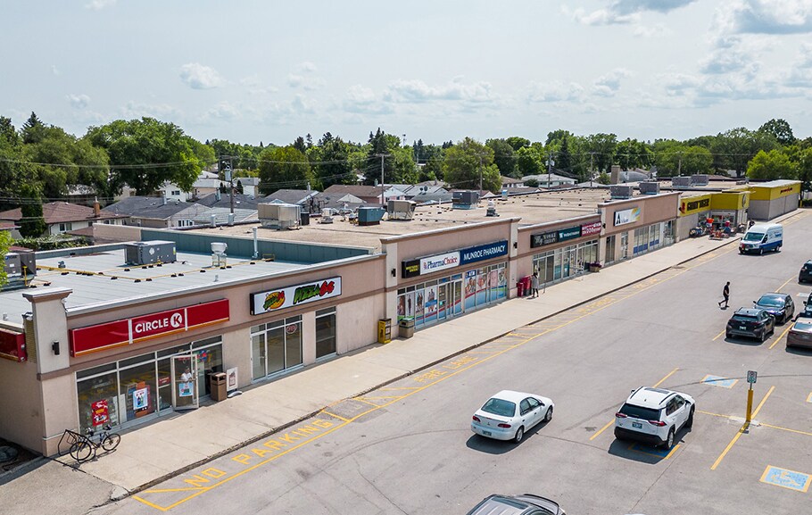 489 London St, Winnipeg, MB à louer - Photo de l’immeuble – Image 2 sur 6