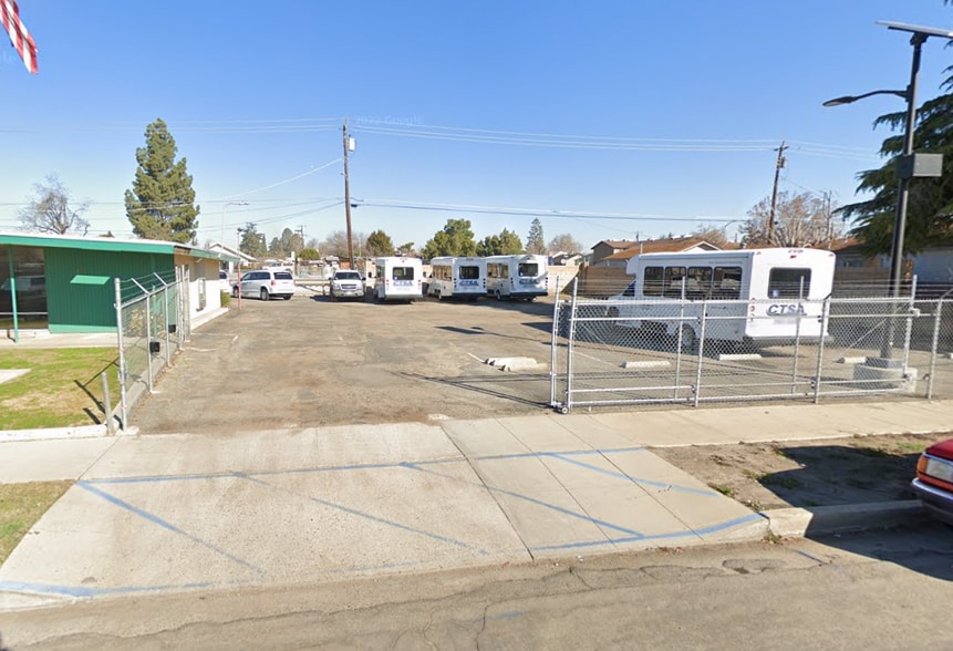 222 Minner Ave, Bakersfield, CA à vendre - Photo de l’immeuble – Image 3 sur 31